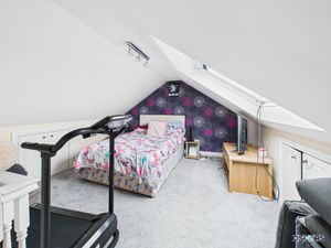 Photo 17- click for photo gallery